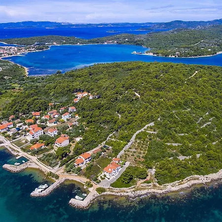 Awesome In Ždrelac